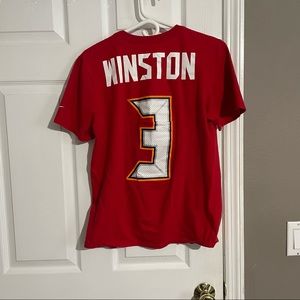 Tampa Bay Buccaneers T-Shirt Women's Small Jameis Winston #3 Short Sleeved Red